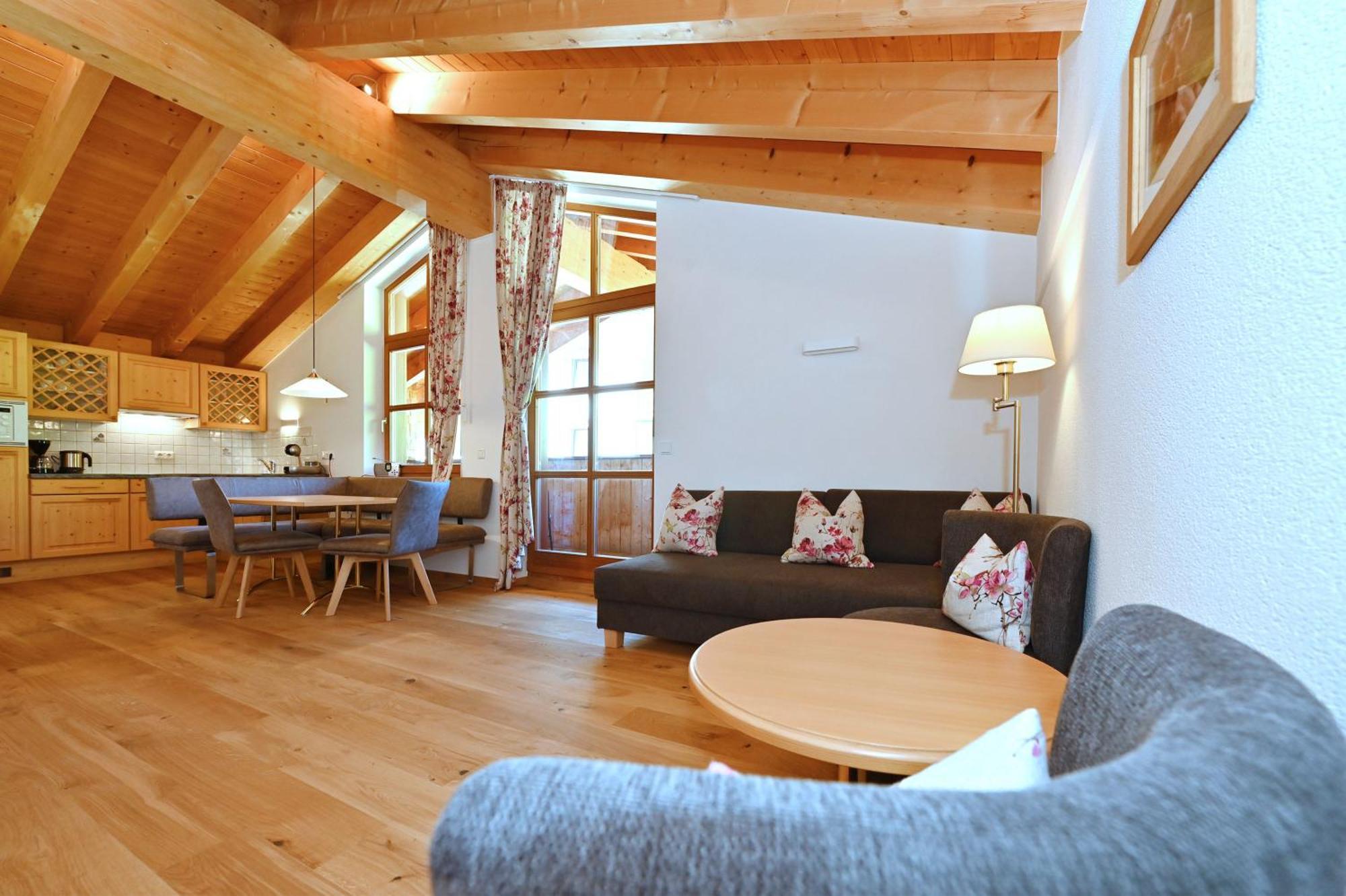 Gasthaus & Pension Alphorn Lech am Arlberg Εξωτερικό φωτογραφία